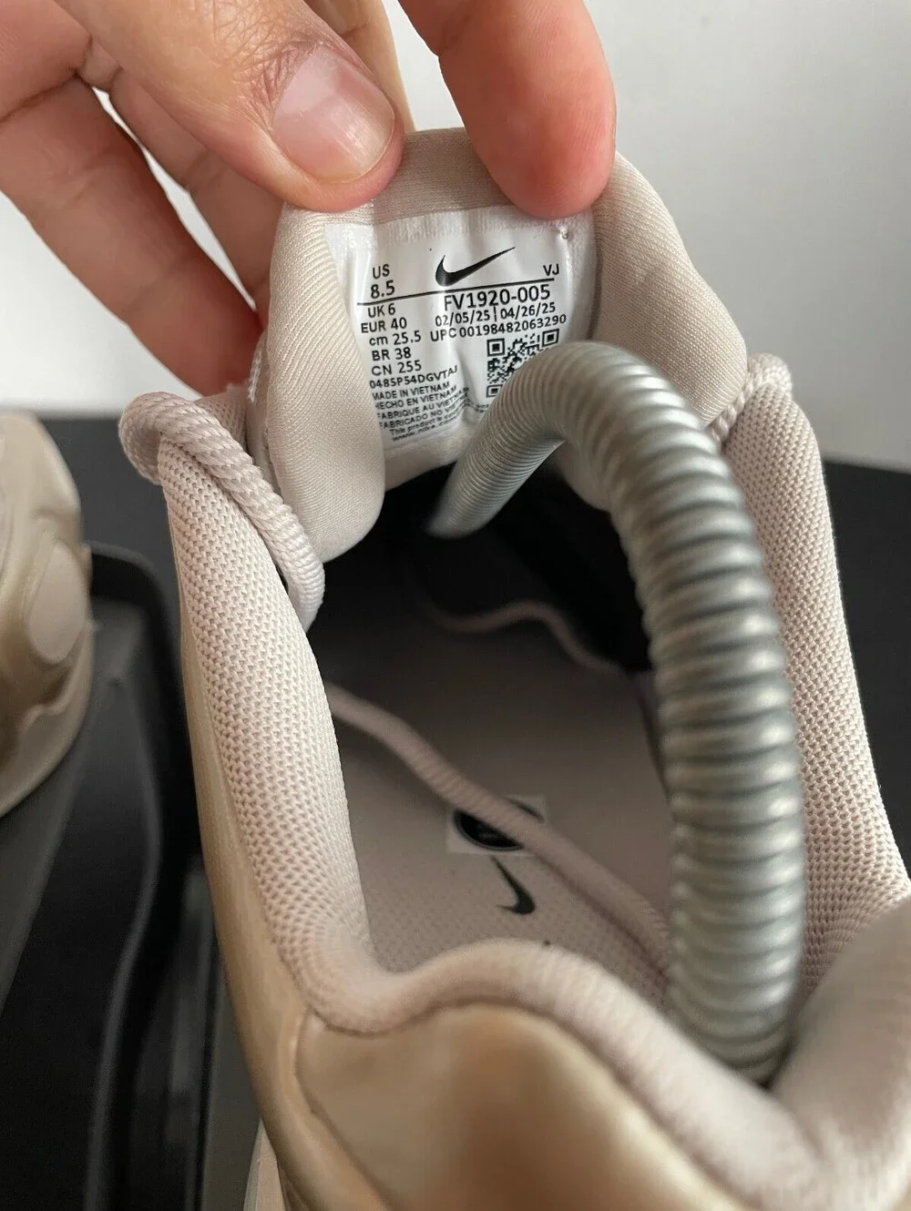 NIKE WOMEN'S AIR MAX MUSE